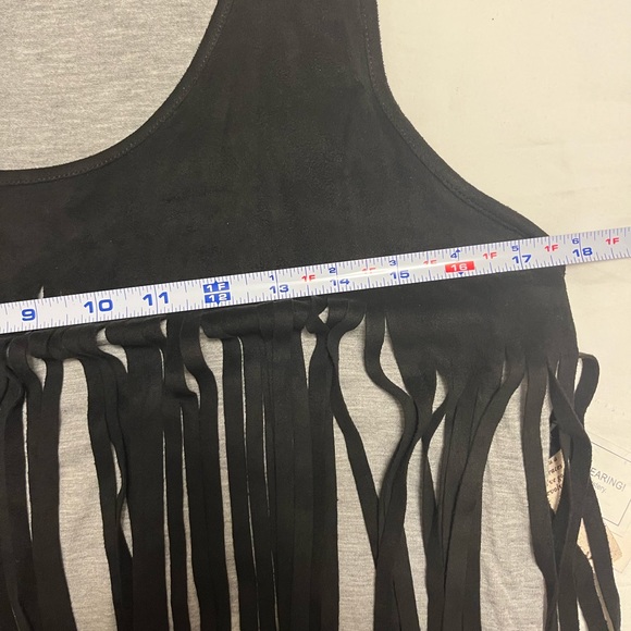 NWT Democracy Gray Tank with black suede looking fringe Size S - Picture 4 of 10